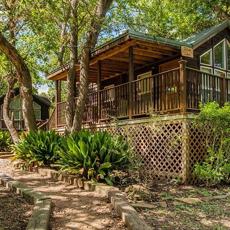 Pecan Cabin Fredericksburg Dış mekan fotoğraf